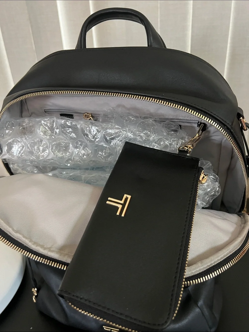 TUMI 
Voyageur Holland Backpack NEW - Picture 9 of 13